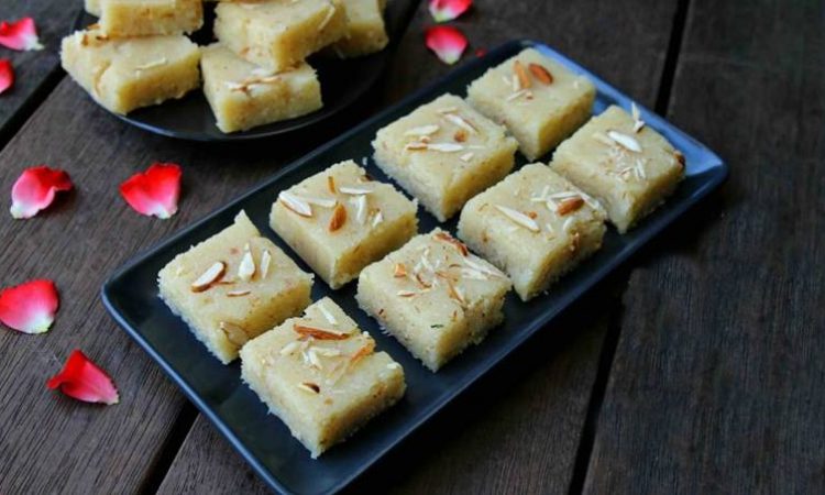 Rava-burfi