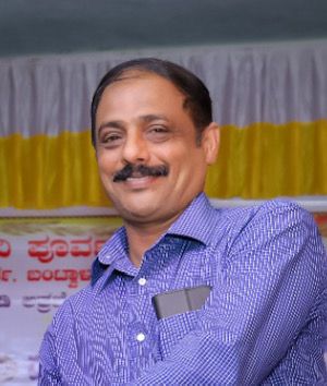 ಅಧ್ಯಕ್ಷ ಮ್ಯಾಕ್ಸಿಮ್ ಲೋಬೊ